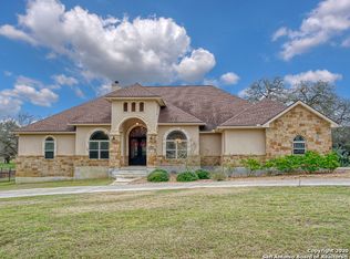 108 Bridgewater Dr, La Vernia, TX 78121