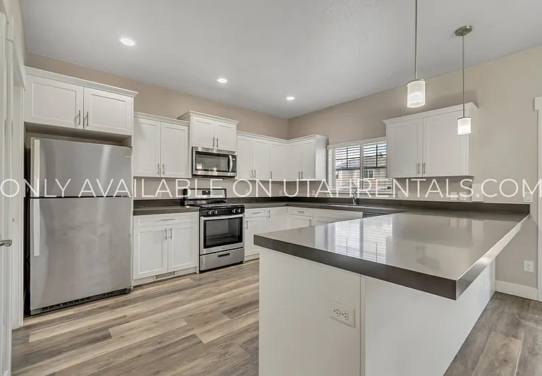 1638 E Aspen Loop — Photo 11