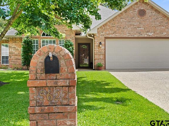 2nd image of 5622 Oleander Dr