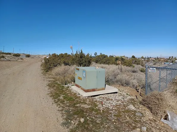 3036 Hermosa Rd, Pinon Hills, CA 92372