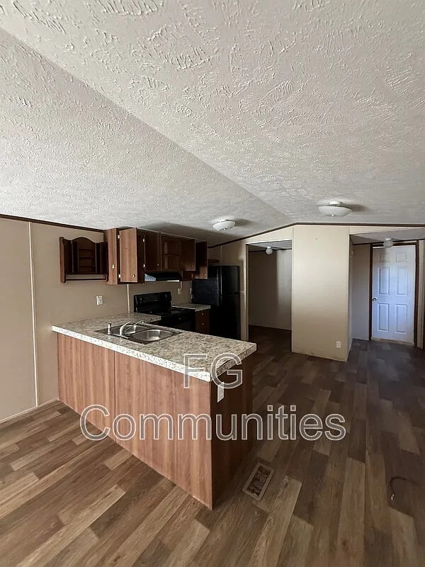 Building Photo - 3160 Dunn St #29