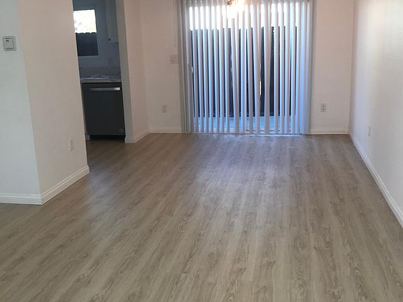 Living room to dining room