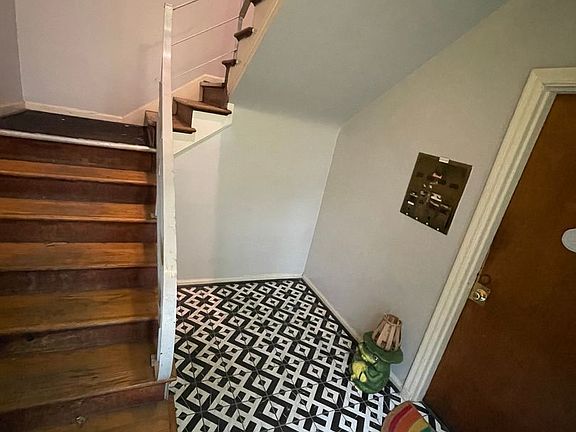 2nd image of 285 E 15th Ave APT 203
