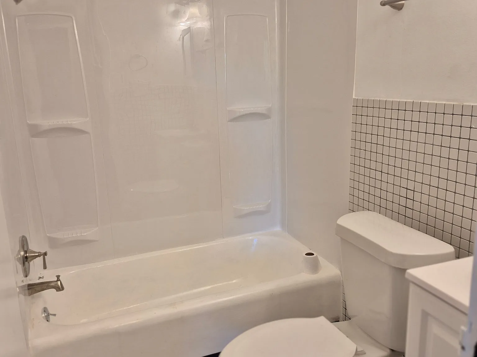 2 bed, 948 sqft, $1,100 — Photo 3