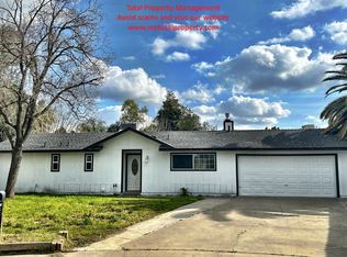 3519 E Sunset Ct, Visalia, CA 93292