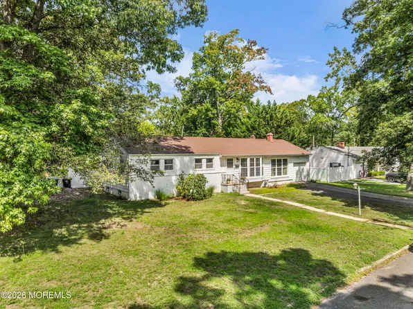 459 Redmond Avenue, Oakhurst, NJ 07755