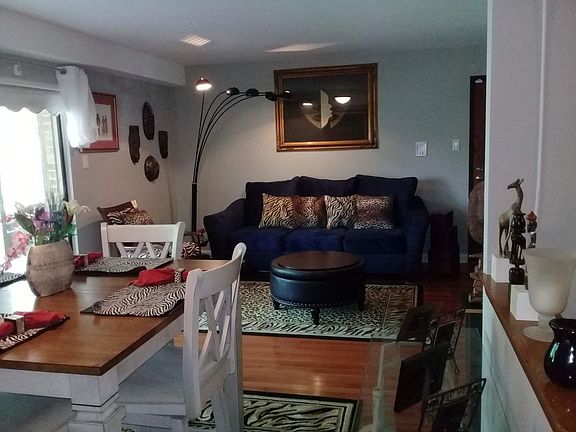 3rd image of 22637 Pleasant Dr APT 4