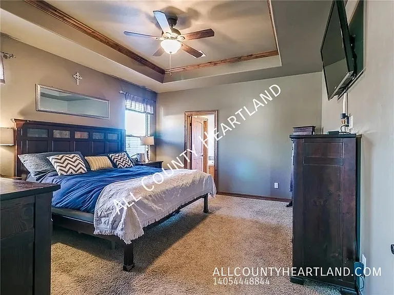 12609 NW 7th Ct — Photo 6