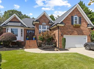 6 Pepperbush Ct, Greer, SC 29650