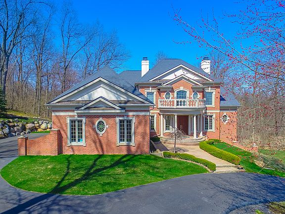 3rd image of 5006 Forest Valley Dr