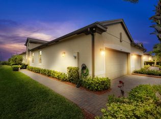 11555 SW Lake Park Dr, Port Saint Lucie, FL 34987