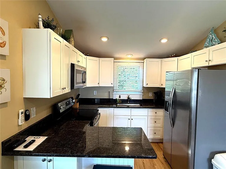 11 Sherman Rd #B — Photo 2
