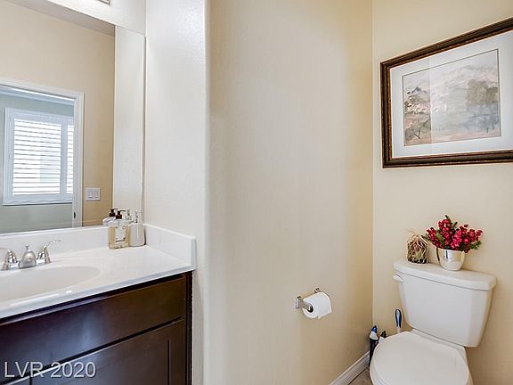4th image of 9857 Vista Meadows Ave