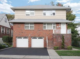 805 Glen Rd, Fort Lee, NJ 07024