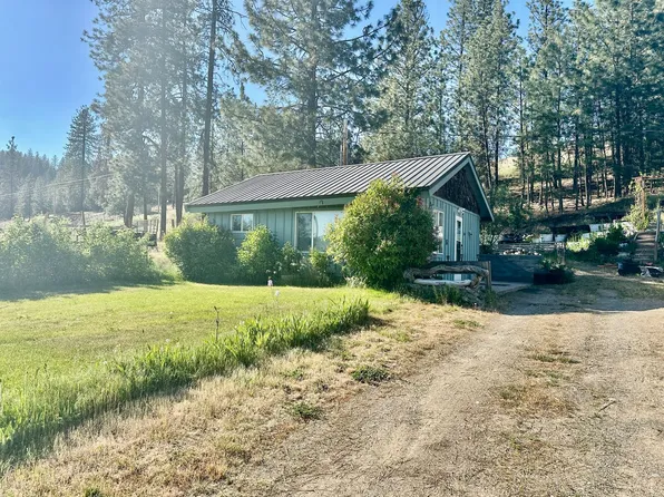 6808 Highway 291 #A, Tumtum, WA 99034