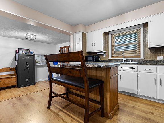 5th image of 6326 1st St