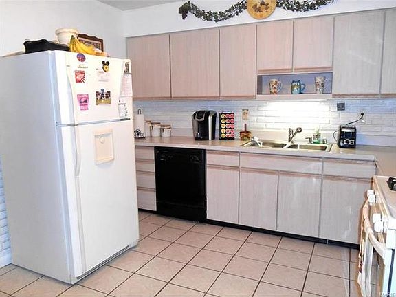 5th image of 3117 Myrtle Ave