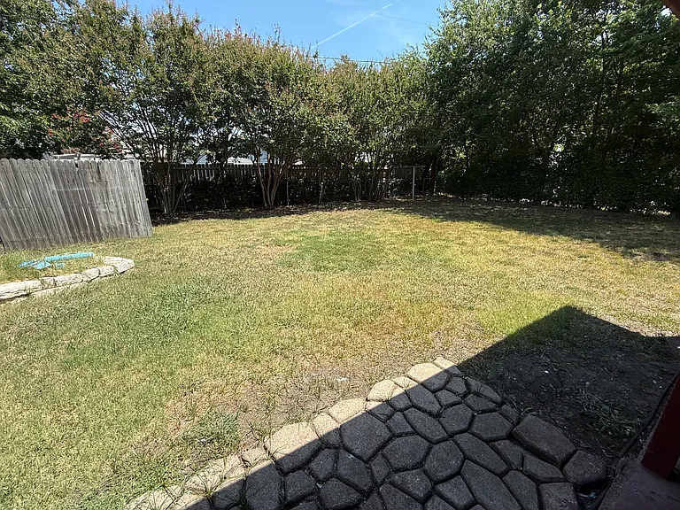 5721 Bowling Dr — Photo 11