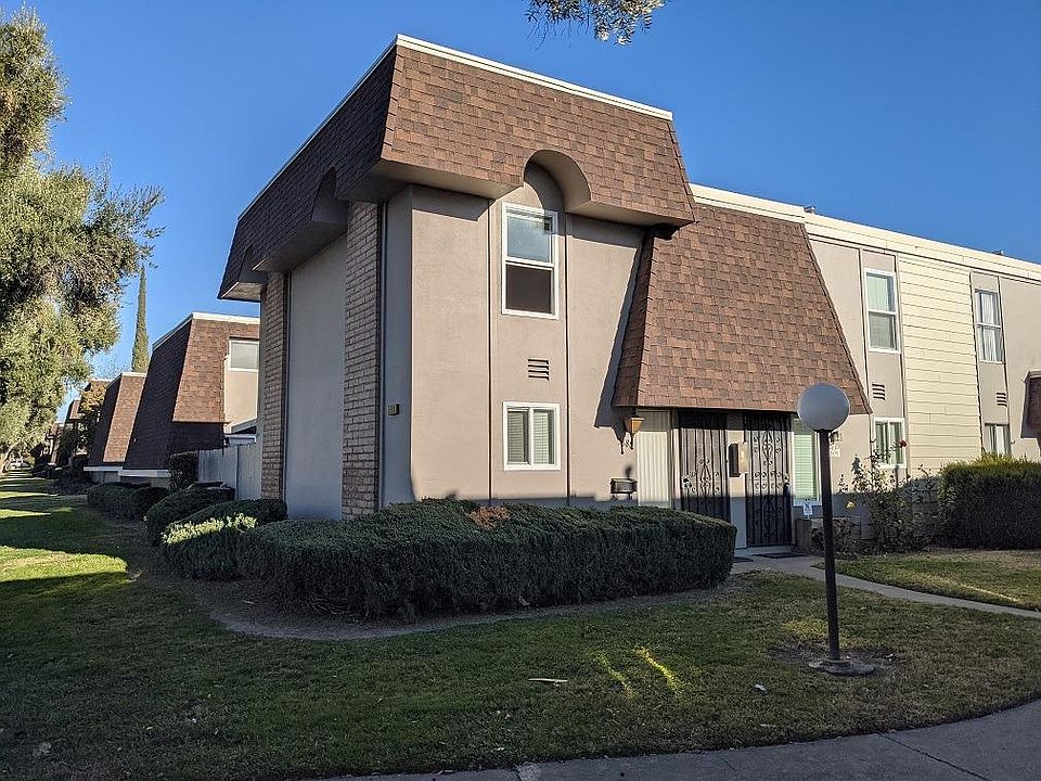 2nd image of 5688 Hillsdale Blvd