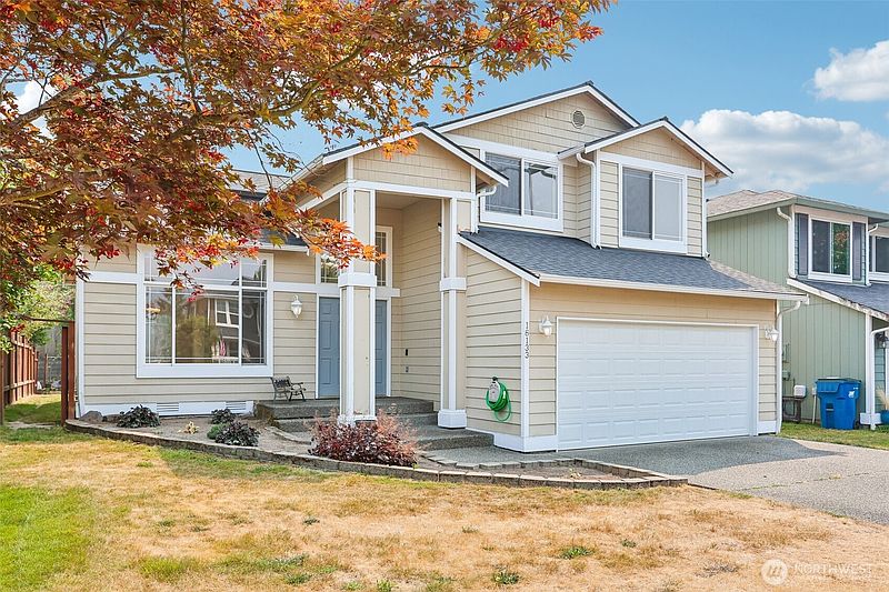 3rd image of 16133 Lakeview Avenue SE
