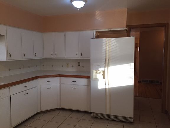3rd image of 2900 N 63rd St