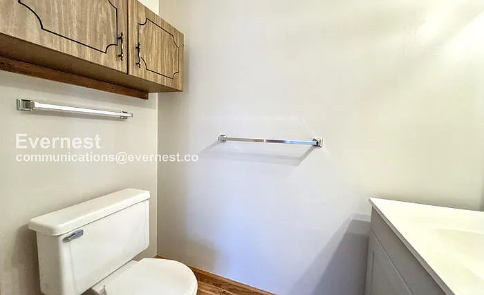 6933 Robinson Dr — Photo 16