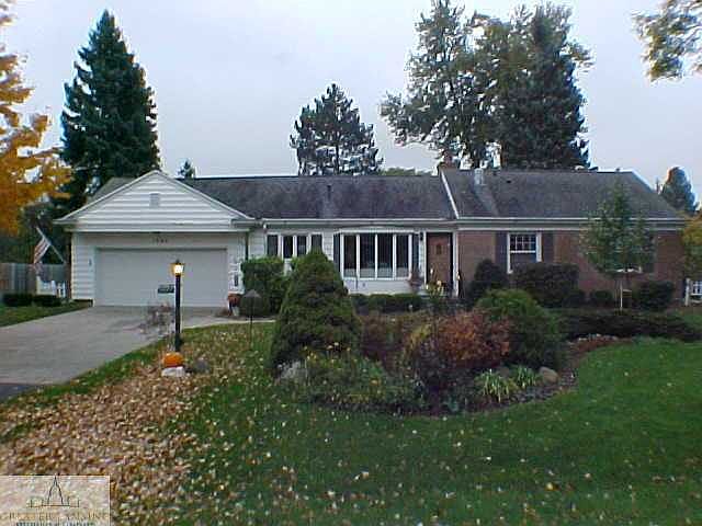 1st image of 1642 E Walnut Heights Dr