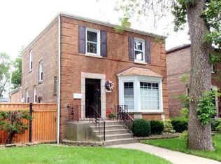 10715 S Campbell Ave, Chicago, IL 60655