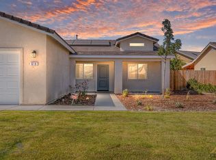 611 Darling Point Dr, Bakersfield, CA 93307