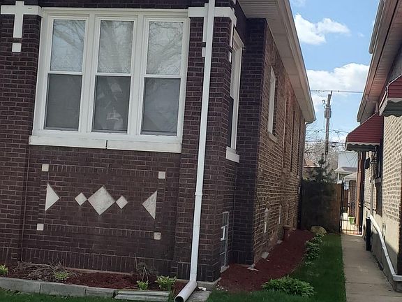 2nd image of 7740 S King Dr