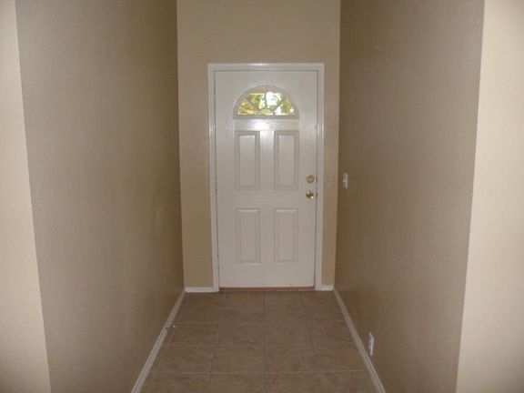 2nd image of 4803 King Hallow Ln