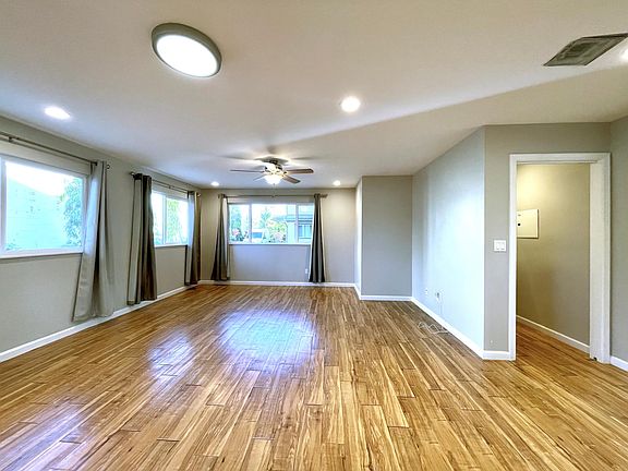 5th image of 709 Akumu St #D