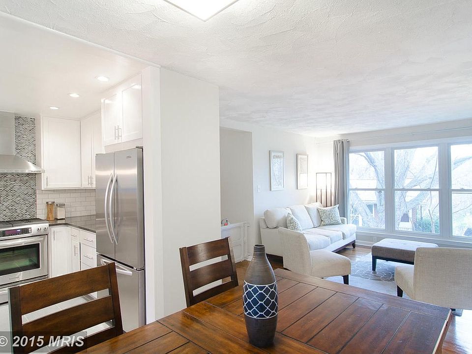 Open view of kitchen dinning and living room