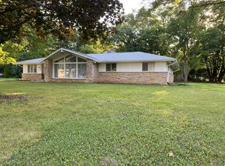 2645 Mayfair Dr, Brookfield, WI 53005