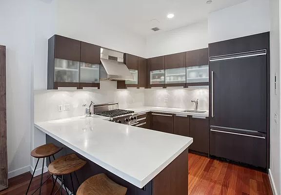 2nd image of 50 W 15th St APT 1A