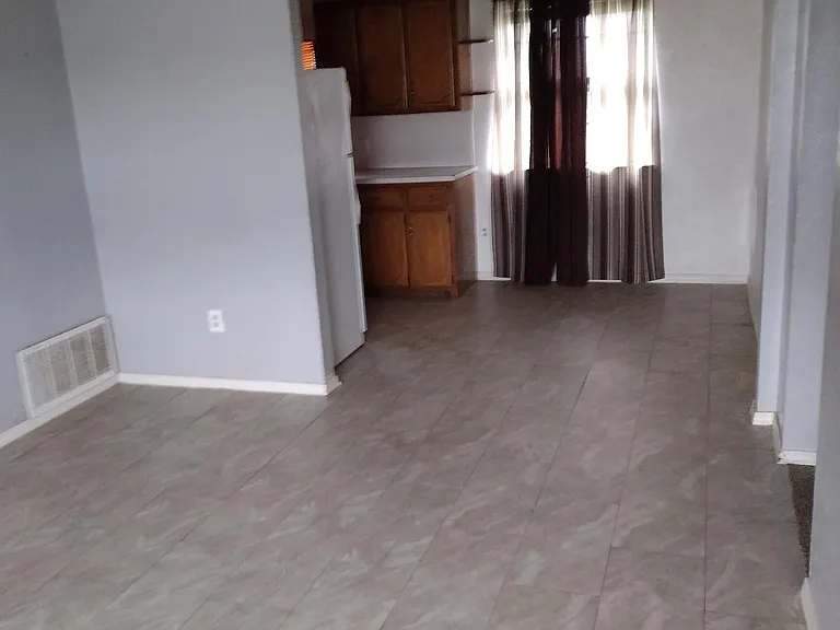 4203 SW Summit Ave — Photo 10