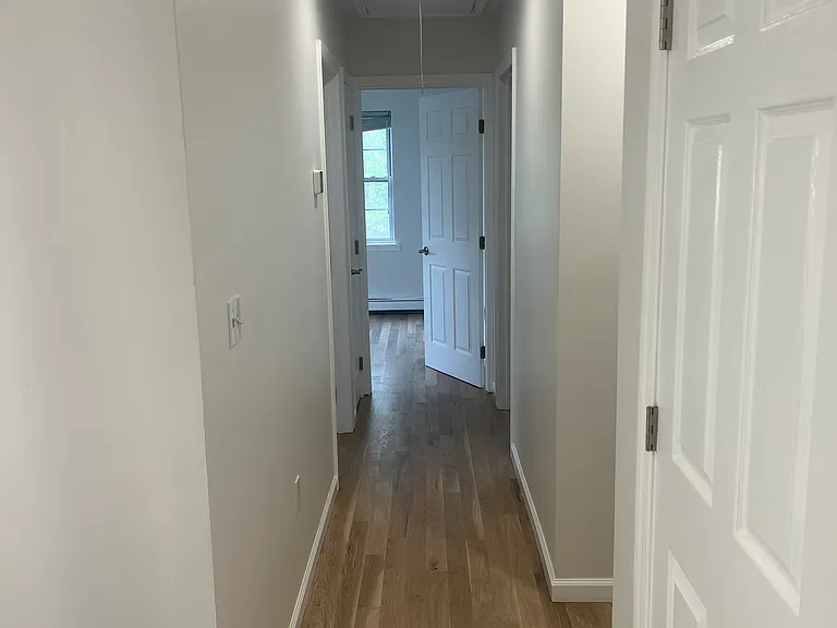 3 Undercliff Ln — Photo 9