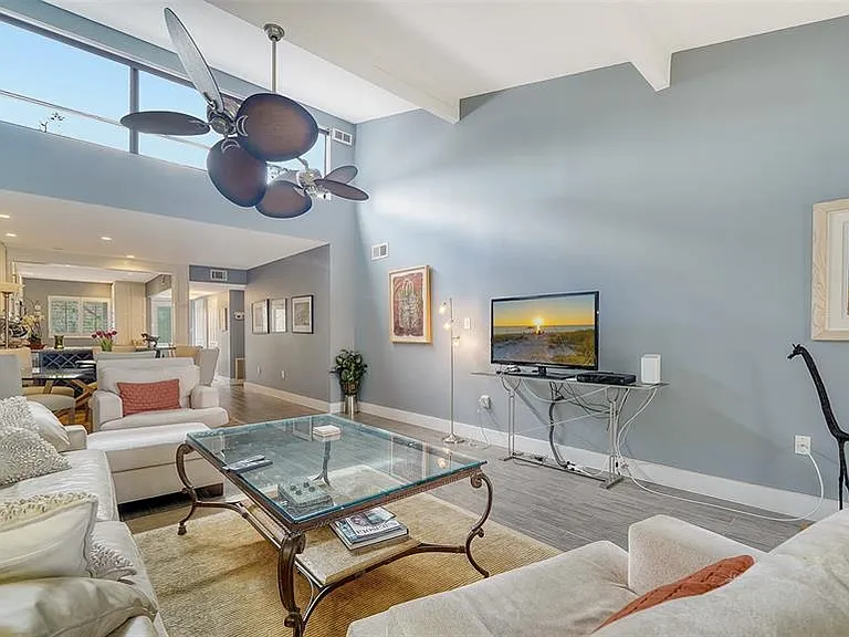 1601 Pelican Point Dr #HA212 — Photo 12