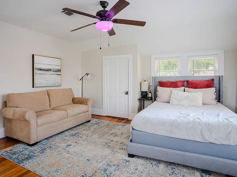 309 Court Ave — Photo 15