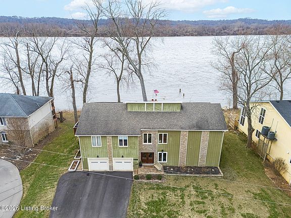 4th image of 3028 Belknap Beach Rd