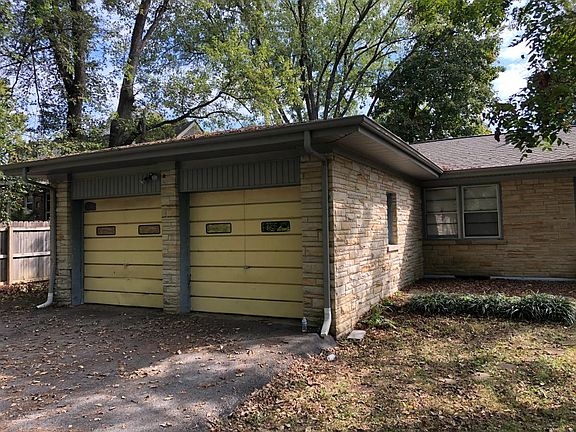 3rd image of 3117 Starling Dr