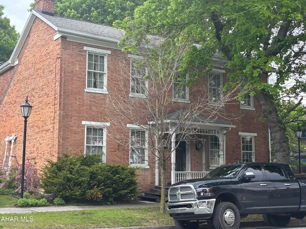 3743 Pitt St, Schellsburg, PA 15559