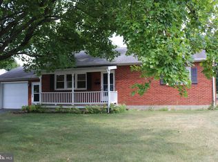 223 Barnett Ave, Waynesboro, PA 17268