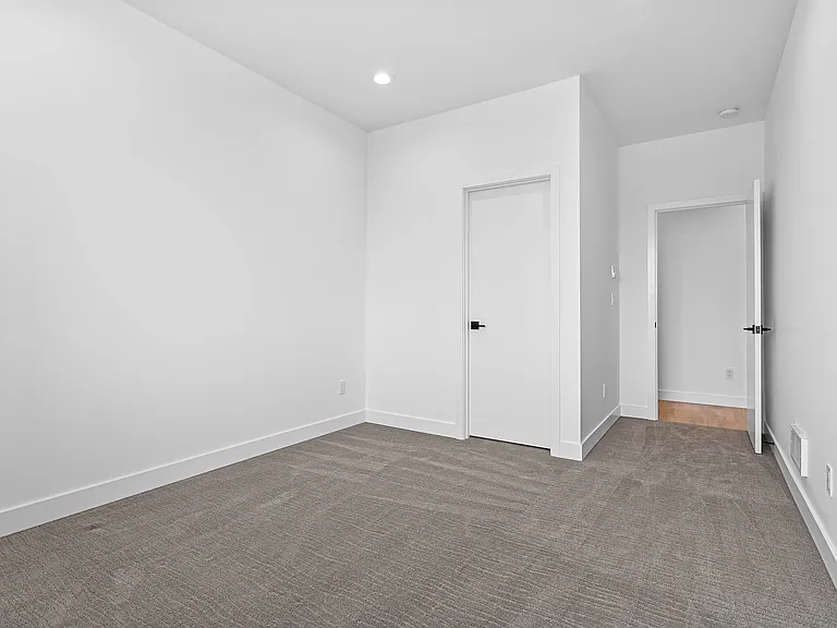 4125 Deemer Rd — Photo 14