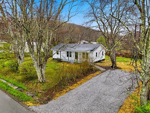 2nd image of 185 Reffitt Rd