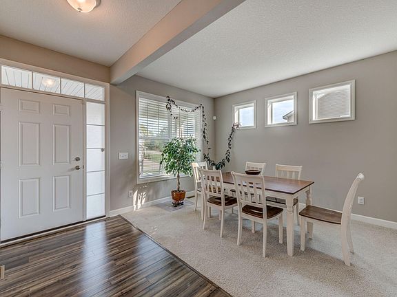 4th image of 3188 Oak View Dr