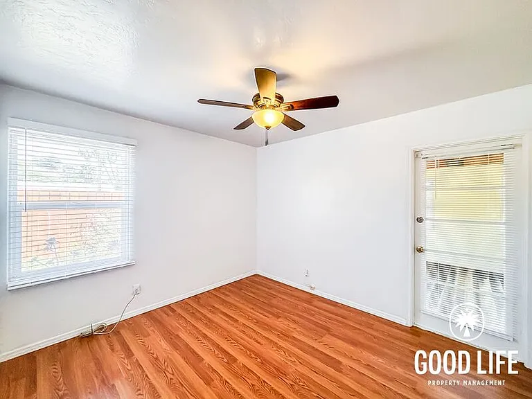 6074 Rock St — Photo 17