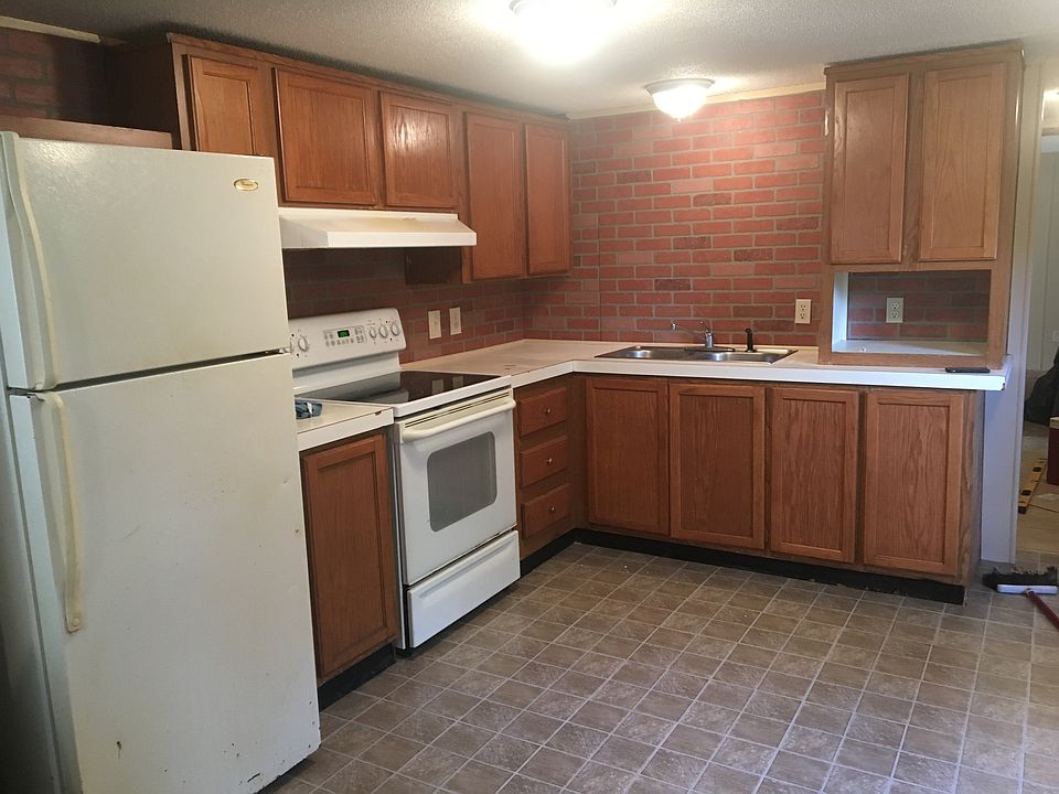 1st image of 319 Armenia Dr