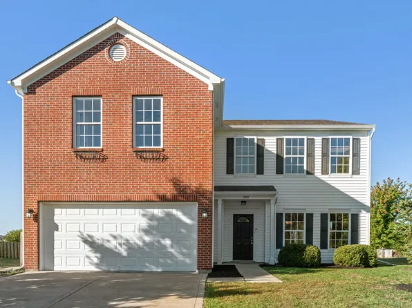 1102 Maple Run Dr, Sheridan, IN 46069