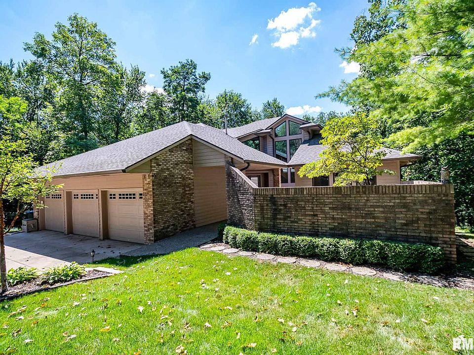 1st image of 44 Wildwood Dr